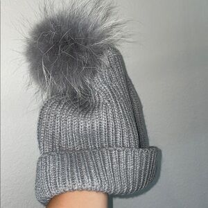 NWOT Marc Jacobs Light Gray Knit Beanie with Real Fur Pom Pom